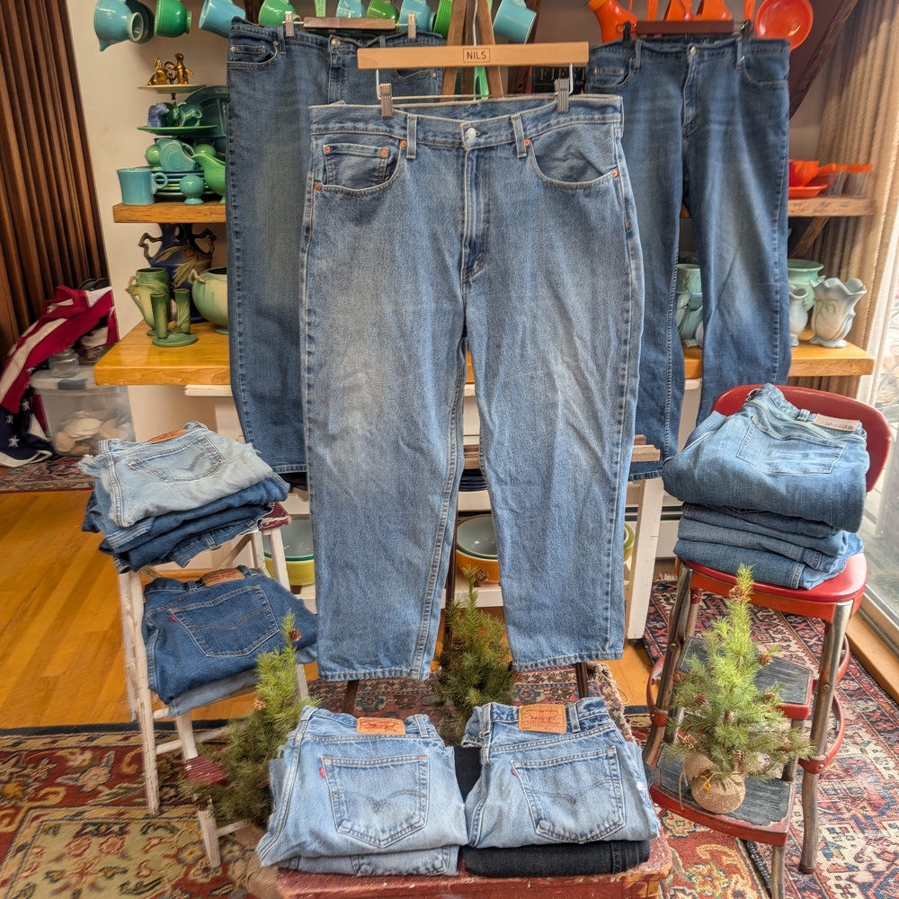 Levi's 550 Red Tag Denim Blue Jeans